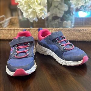 Saucony Sneakers Blue and Pink with Modern Design